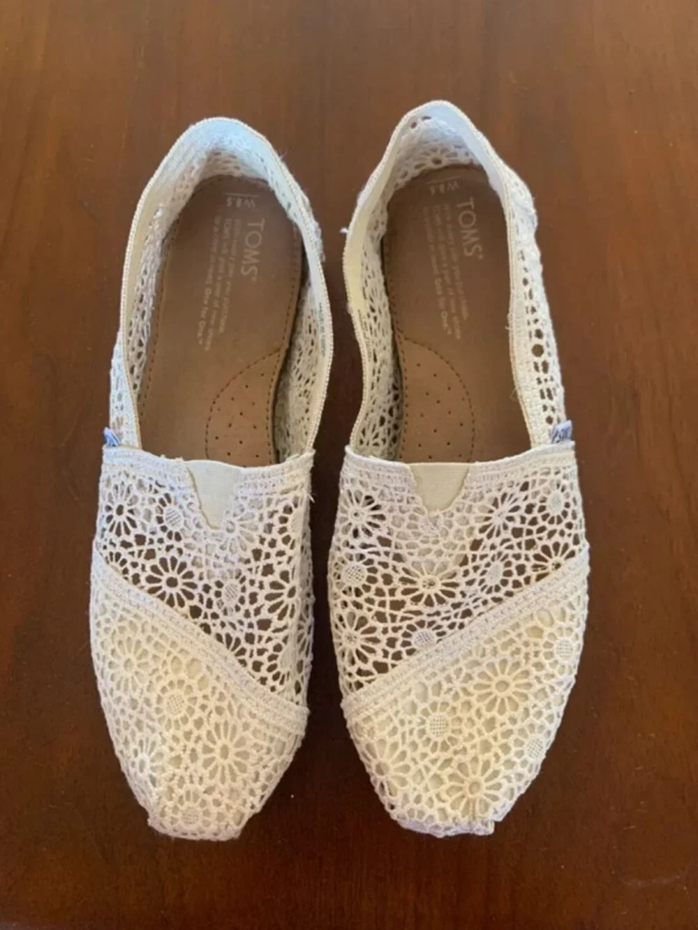 TOMS summer lace slip on shoes W8.5